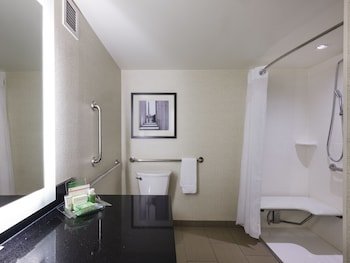Holiday Inn Capitol