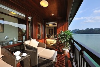 Paradise Peak Cruise