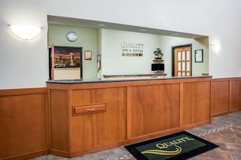 Quality Inn & Suites Federal Way - Seattle