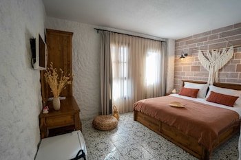 Ajlan Bohemian Hotel