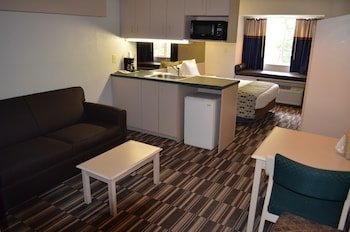 Stay Express Inn & Suites Union City Near Atlanta Airport