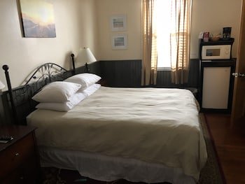 Water Street Inn