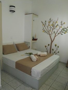 Moments Rooms