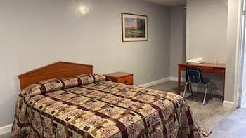 Palms Motel
