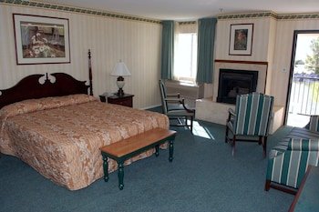 Longstreet Inn & Casino