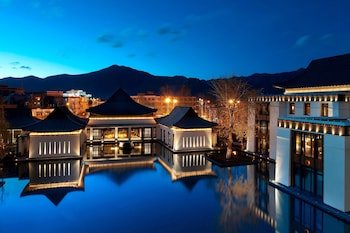The St. Regis Lhasa Resort