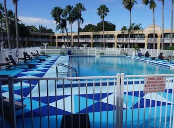 Econo Lodge Port Canaveral Area