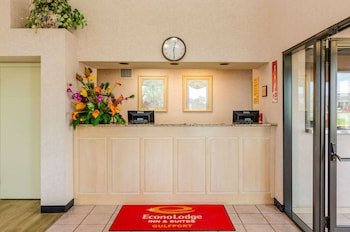 Econo Lodge Inn & Suites Gulfport