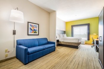 Holiday Inn Express & Suites Hearne