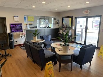 Days Inn by Wyndham Louisville Airport Fair and Expo Center
