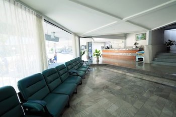 Pachara Hotel and Restaurant