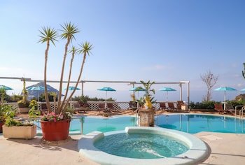 Hotel Residence Torre Sant Angelo