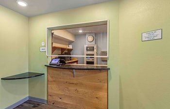Extended Stay America Select Suites Cleveland Mentor