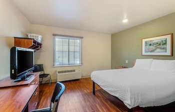 Extended Stay America Select Suites Cleveland Mentor