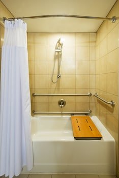 Crowne Plaza Boston - Woburn