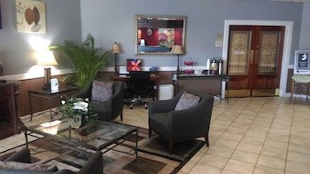 Ramada by Wyndham & Suites Warner Robins