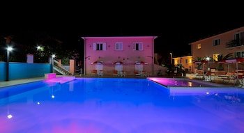 Bolgheri Marina Resort