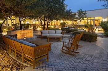 Hilton San Antonio Hill Country Hotel & Spa