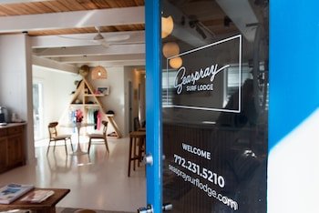 Sea Spray Inn