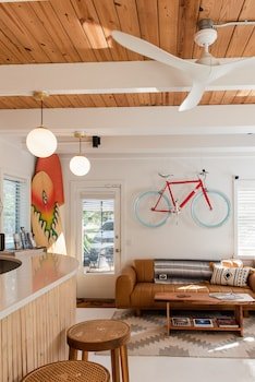 Sea Spray Inn