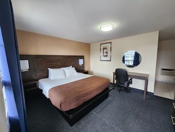 Falls Lodge & Suites