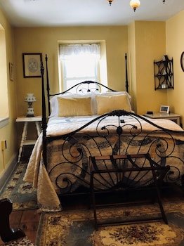 Jackson House Bed and Breakfast