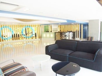 Grand Tower Inn Sathorn