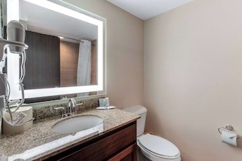 MainStay Suites Denver International Airport