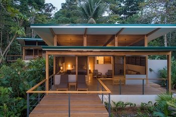 El Remanso Lodge