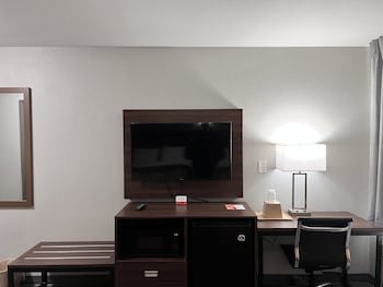 Econo Lodge Portage