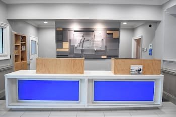 Holiday Inn Express Valdosta West - Mall Area