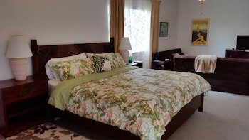 Volcano Acres Ranch Bed and Breakfast