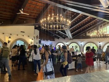 Hotel Tesoro Beach