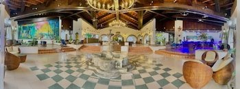 Hotel Tesoro Beach