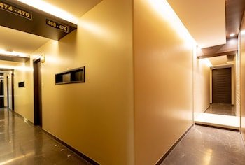 Colaba Suites