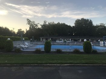 Passport Inn And Suites