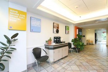 Motel 6 Burlington - Colchester