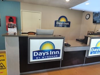 Days Inn by Wyndham Hardeeville Near Hilton Head