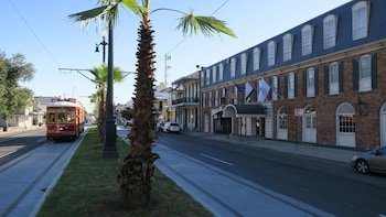 Best Western Plus French Quarter Landmark Hotel