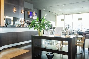 AZZ Asturias Langrehotel