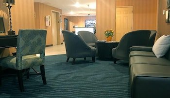 Ivy Court Inn & Suites