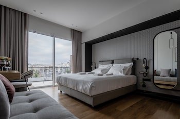 Athinaion Recreation Suites
