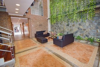 Hotel Monarca Armenia