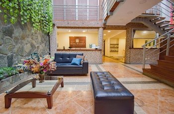Hotel Monarca Armenia