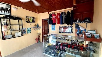 Alegria Dive Resort
