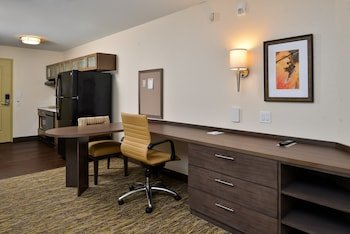 Candlewood Suites Lodi