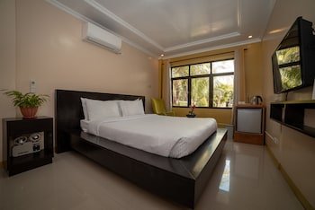 Bernardo's Lantia Hotel