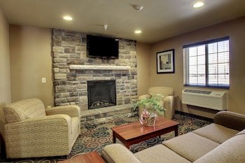 Cobblestone Inn & Suites