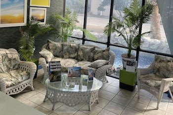 Days Inn by Wyndham Virginia Beach At The Beach