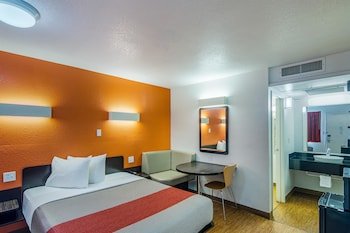 Motel 6